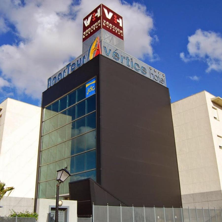 Aparthome Apartamento *