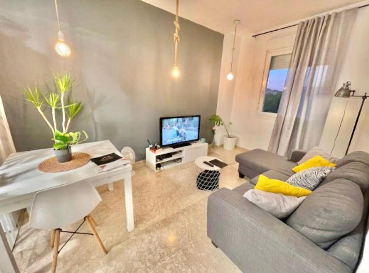 Aparthome *