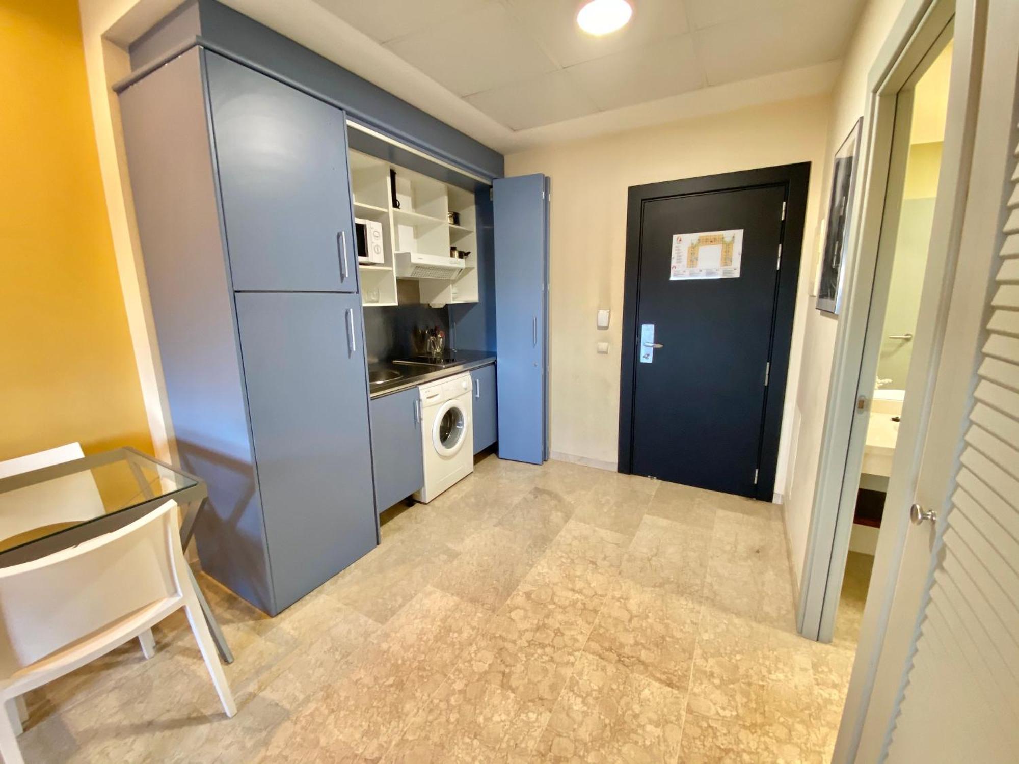 Aparthome